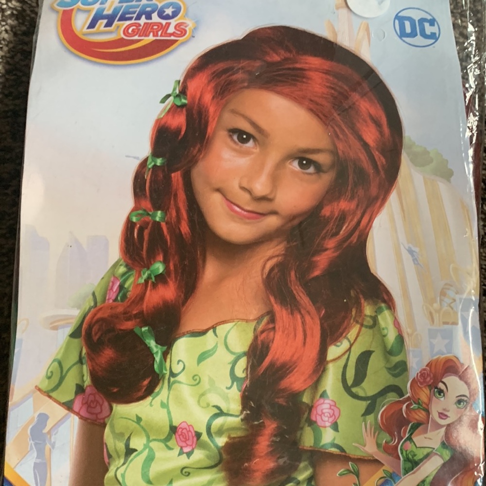 Halloween 2024 DC Super Hero Girls Poison Ivy Princess Child Red Wig Costume NWT